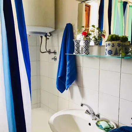 Beautiful With Balcony Apartament *